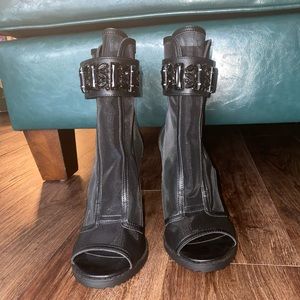 New / Never Worn. Karl Lagerfeld booties with onyx jewels.